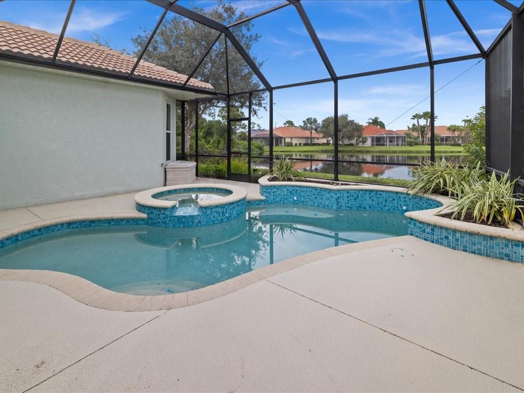 3927 WHISPERING OAKS DR