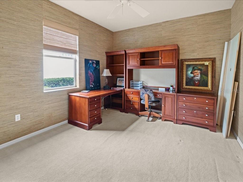 3927 WHISPERING OAKS DR
