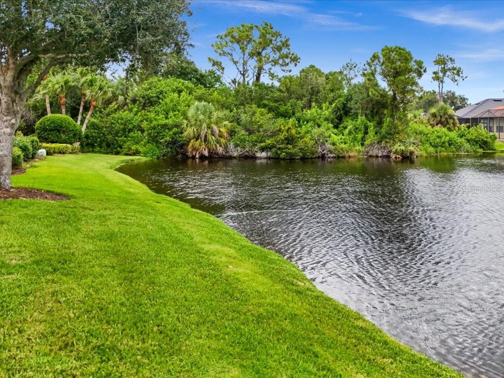 3927 WHISPERING OAKS DR