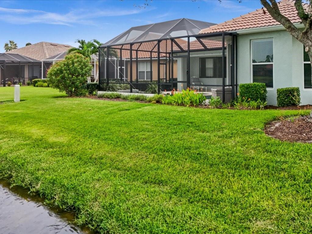 3927 WHISPERING OAKS DR