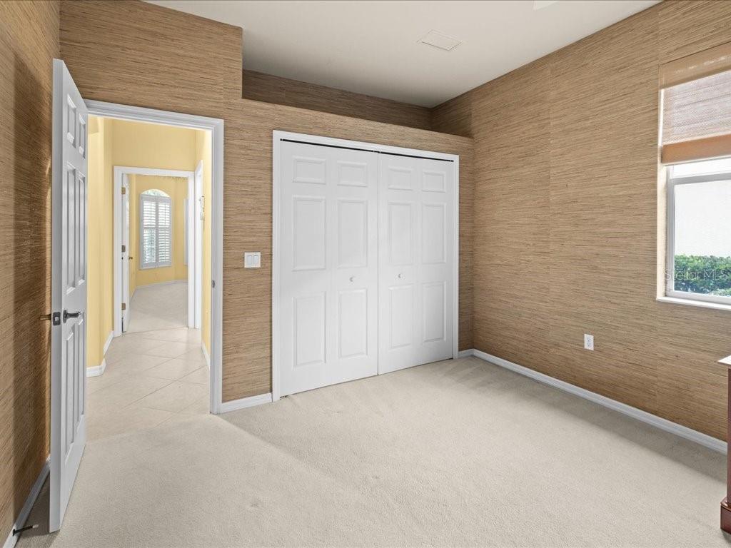 3927 WHISPERING OAKS DR