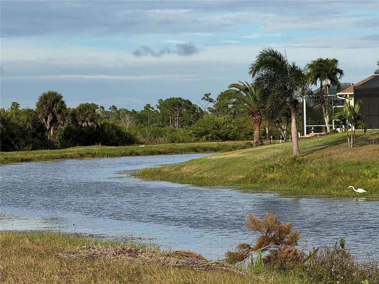 176 W PINE VALLEY LN