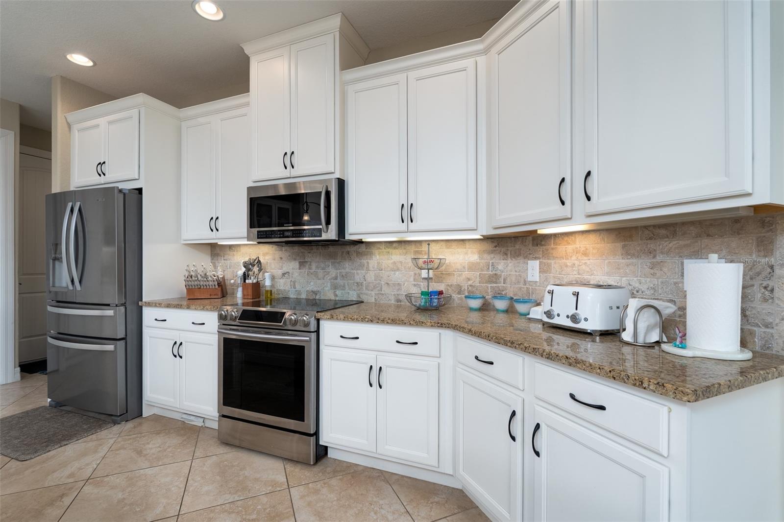 9326 ROSEBUD CIR
