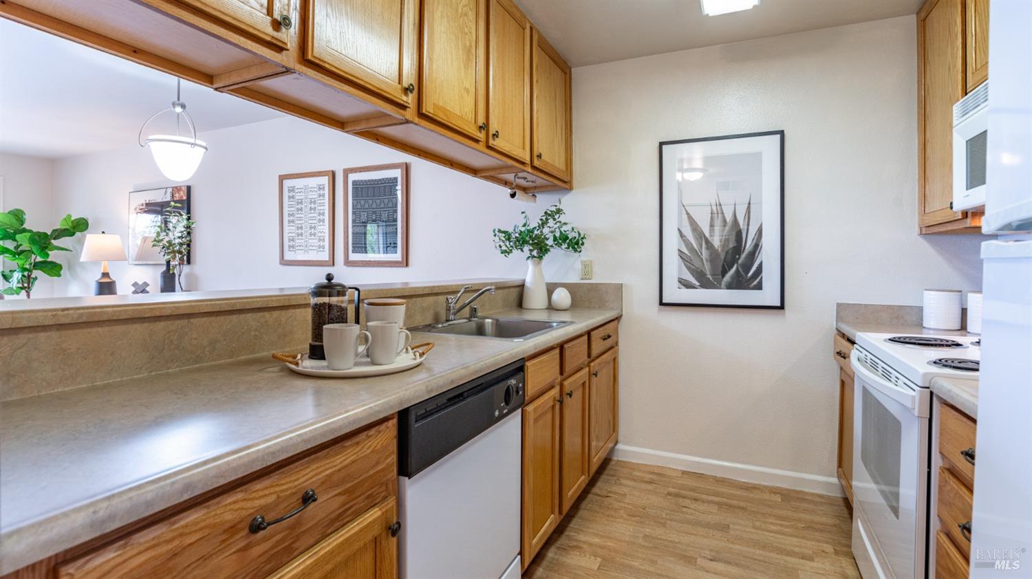 1540 Center Road Unit: #386