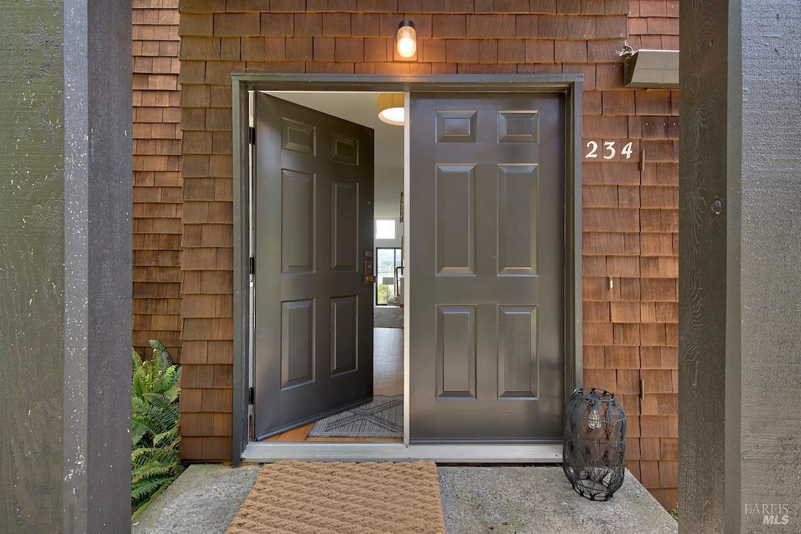 234 Bay Vista Circle