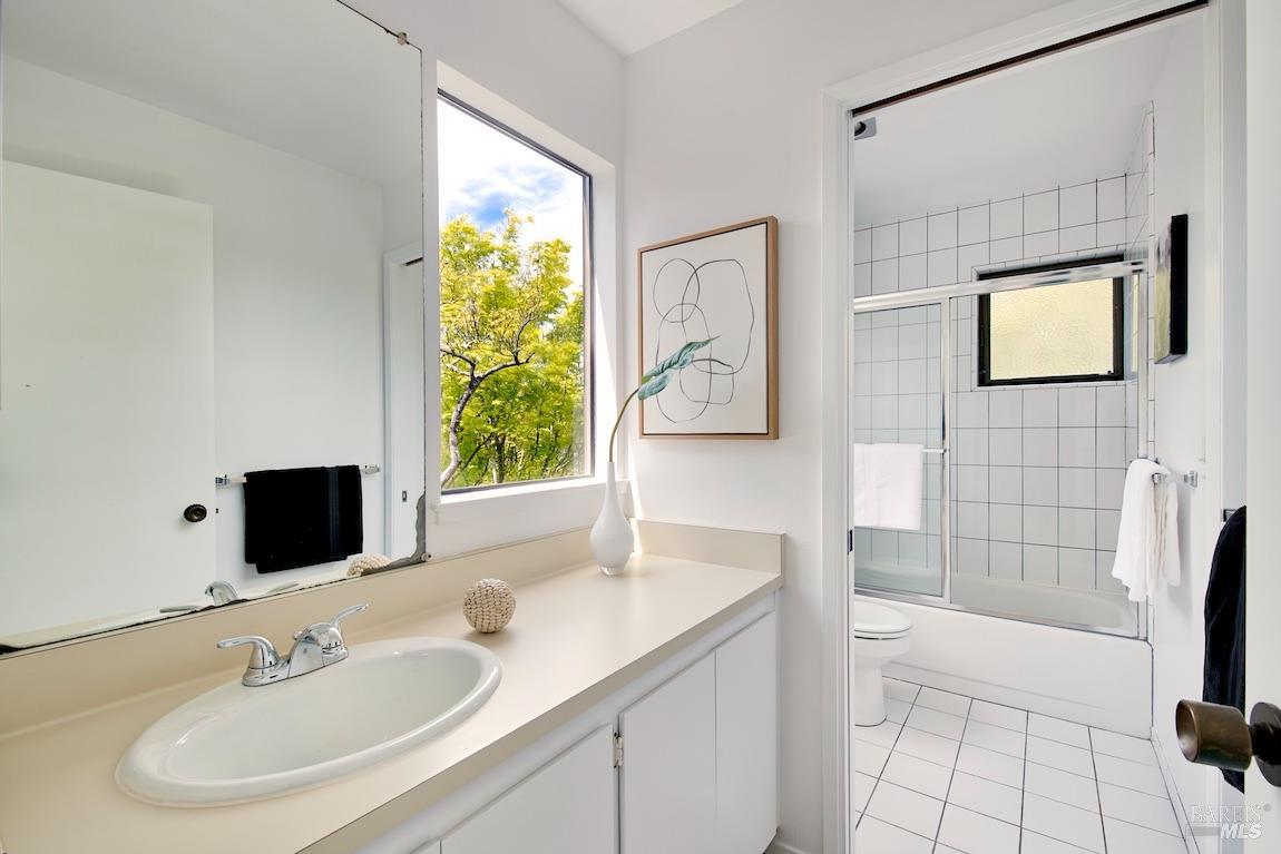 234 Bay Vista Circle