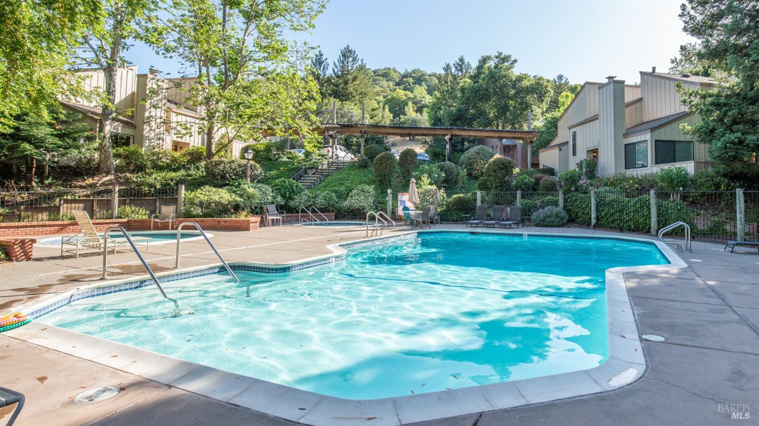 17 Prairie Falcon Drive