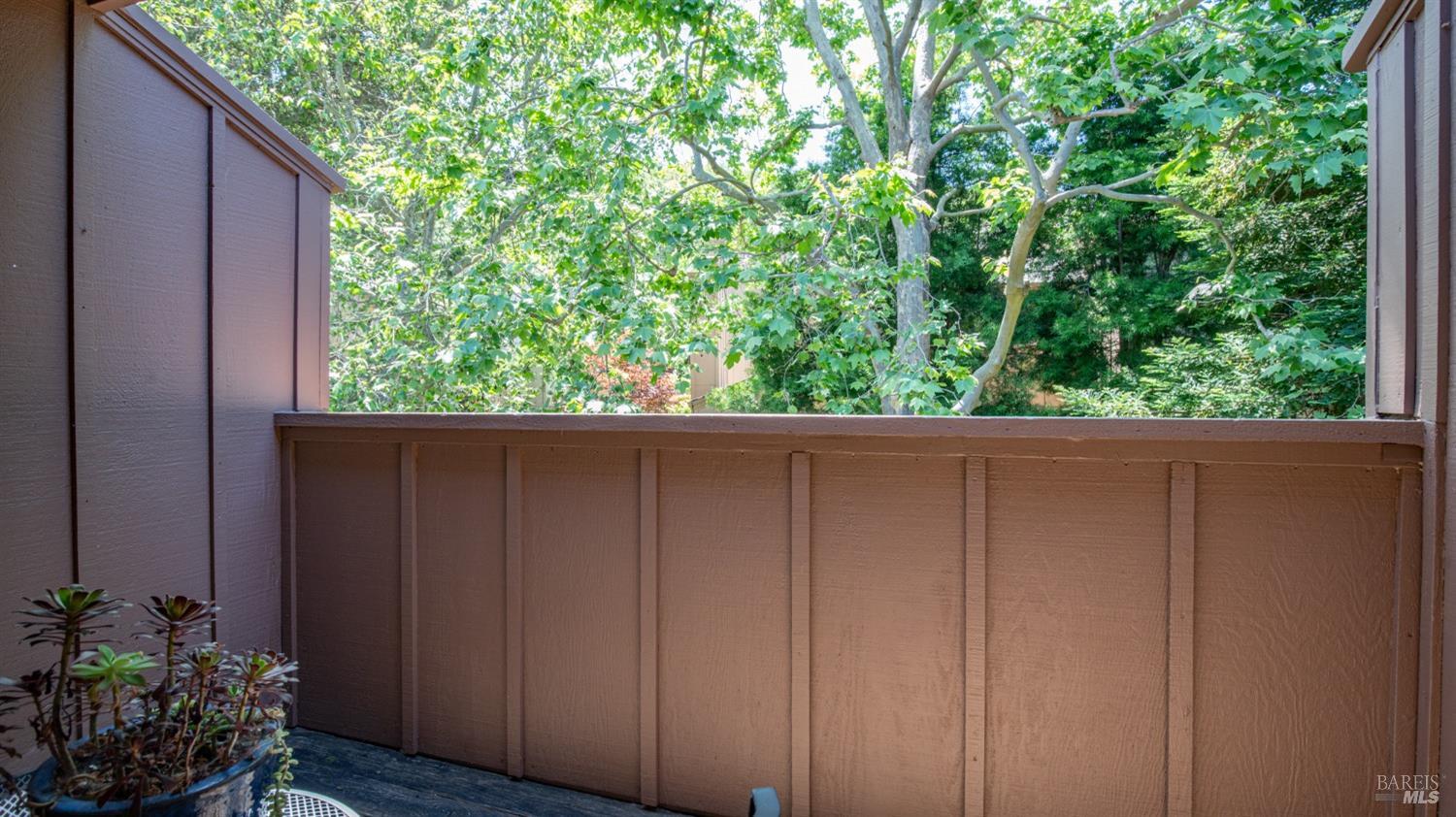 17 Prairie Falcon Drive