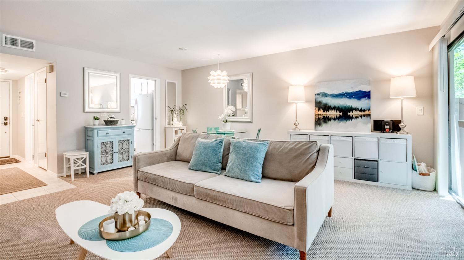 17 Prairie Falcon Drive