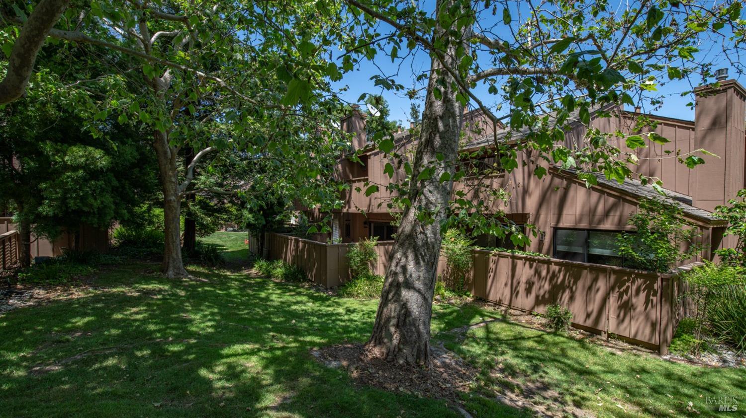 17 Prairie Falcon Drive