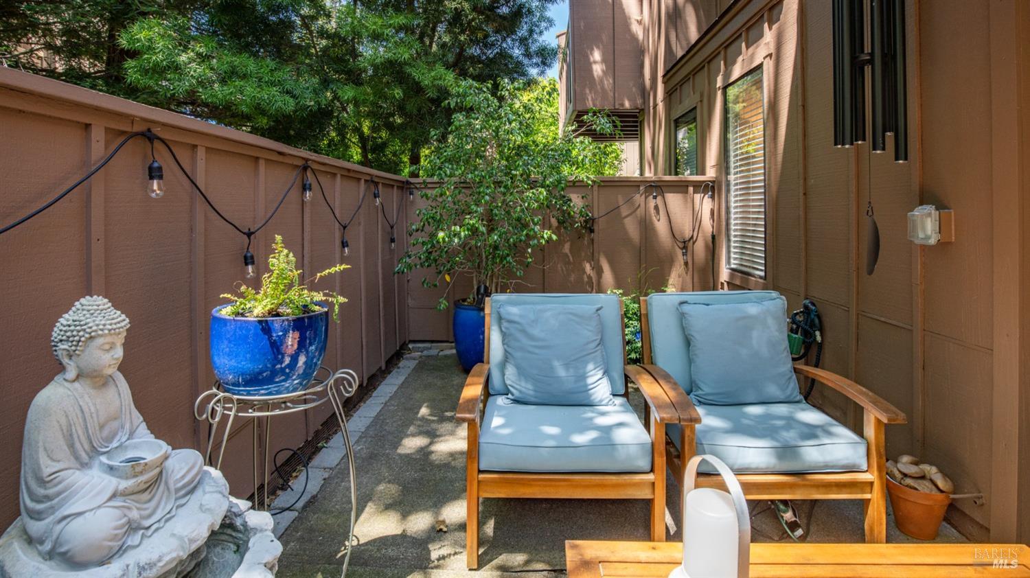 17 Prairie Falcon Drive