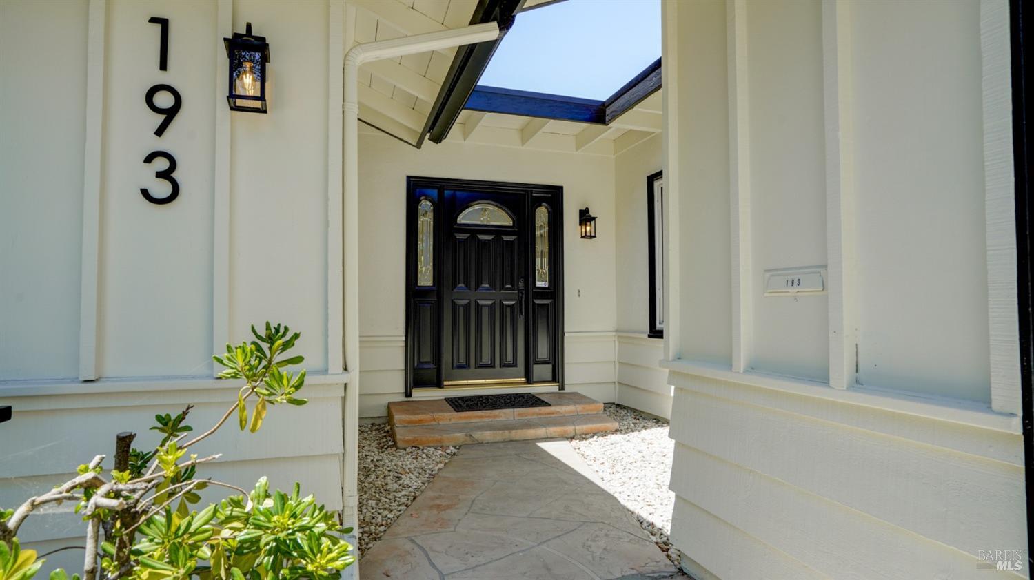 193 San Andreas Drive