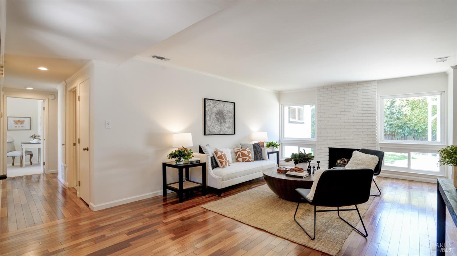 193 San Andreas Drive