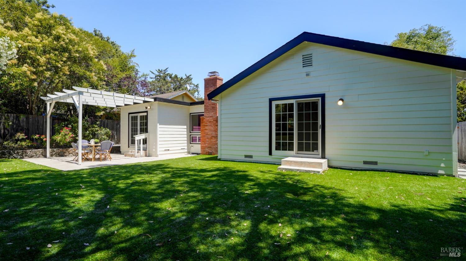 193 San Andreas Drive