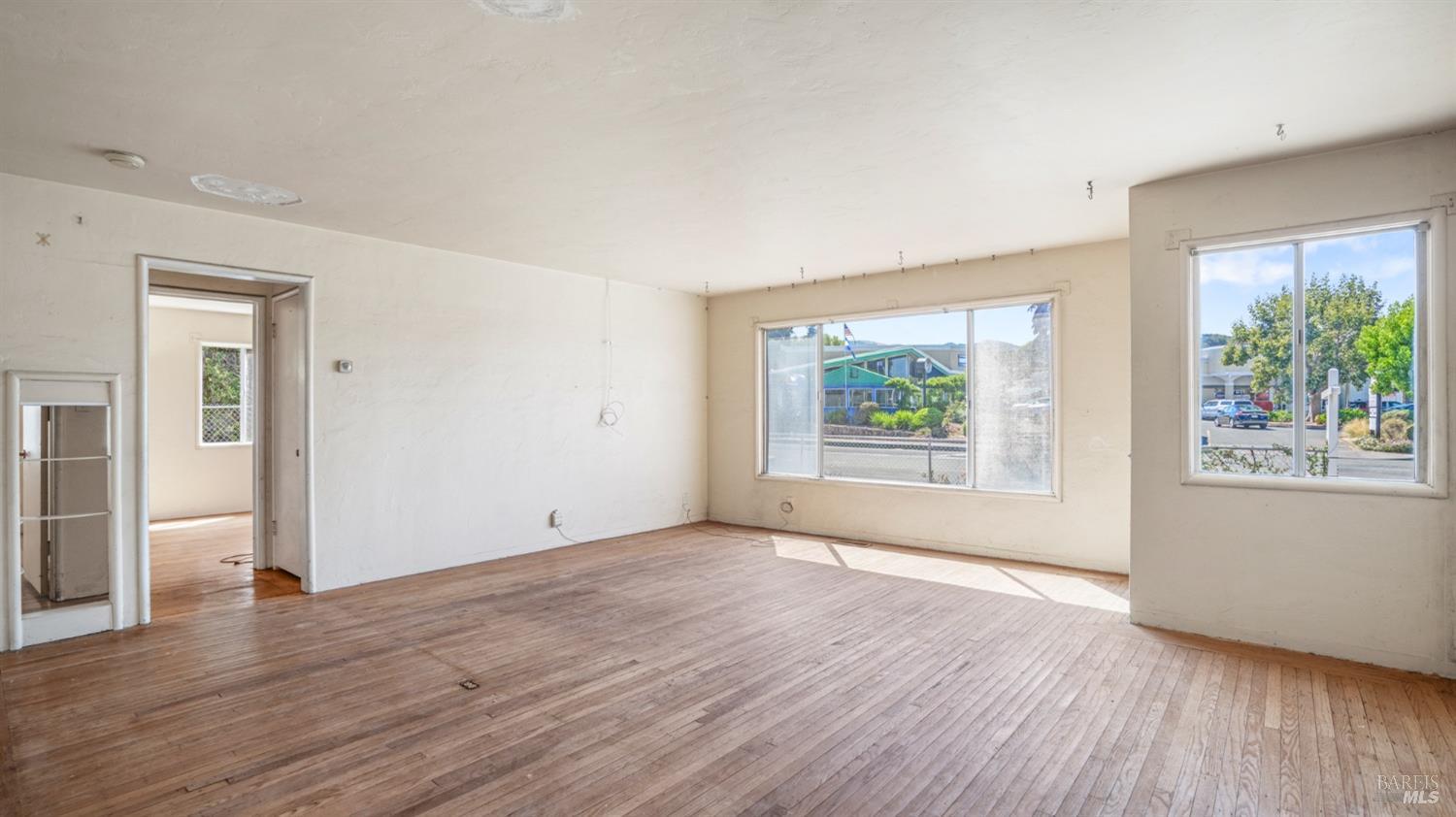 1536 S Novato Boulevard