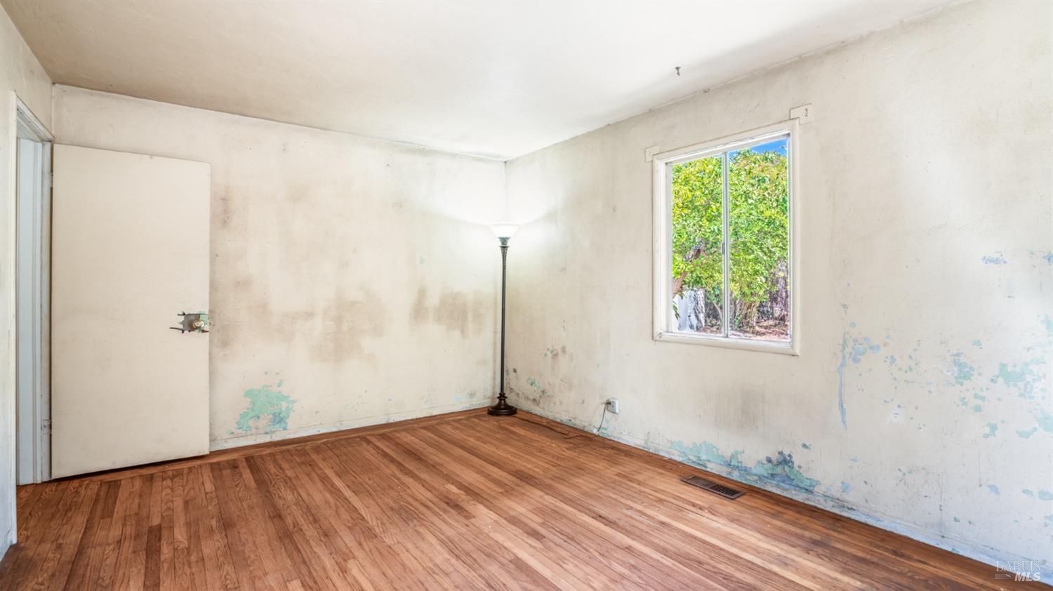 1536 S Novato Boulevard