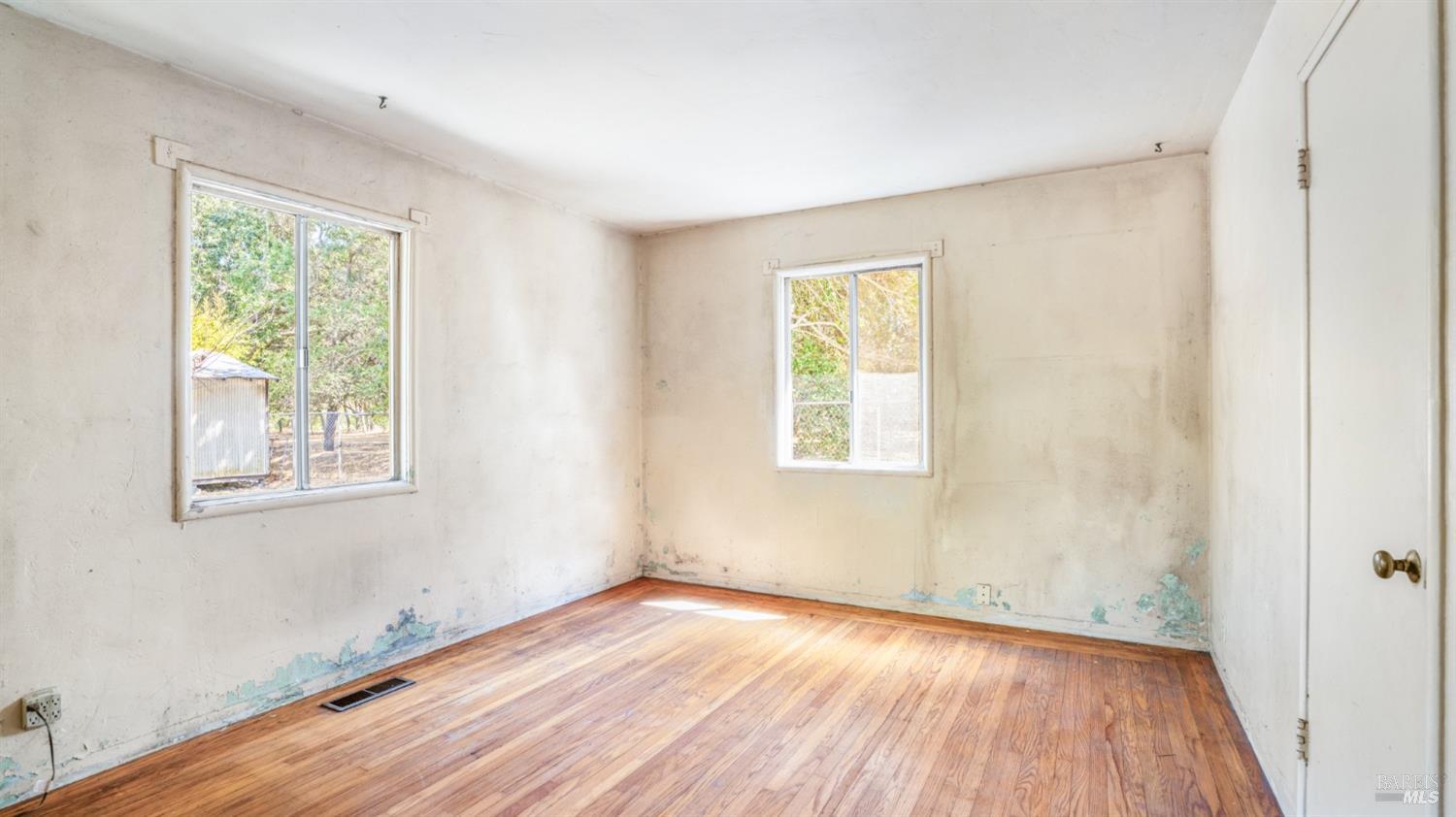 1536 S Novato Boulevard