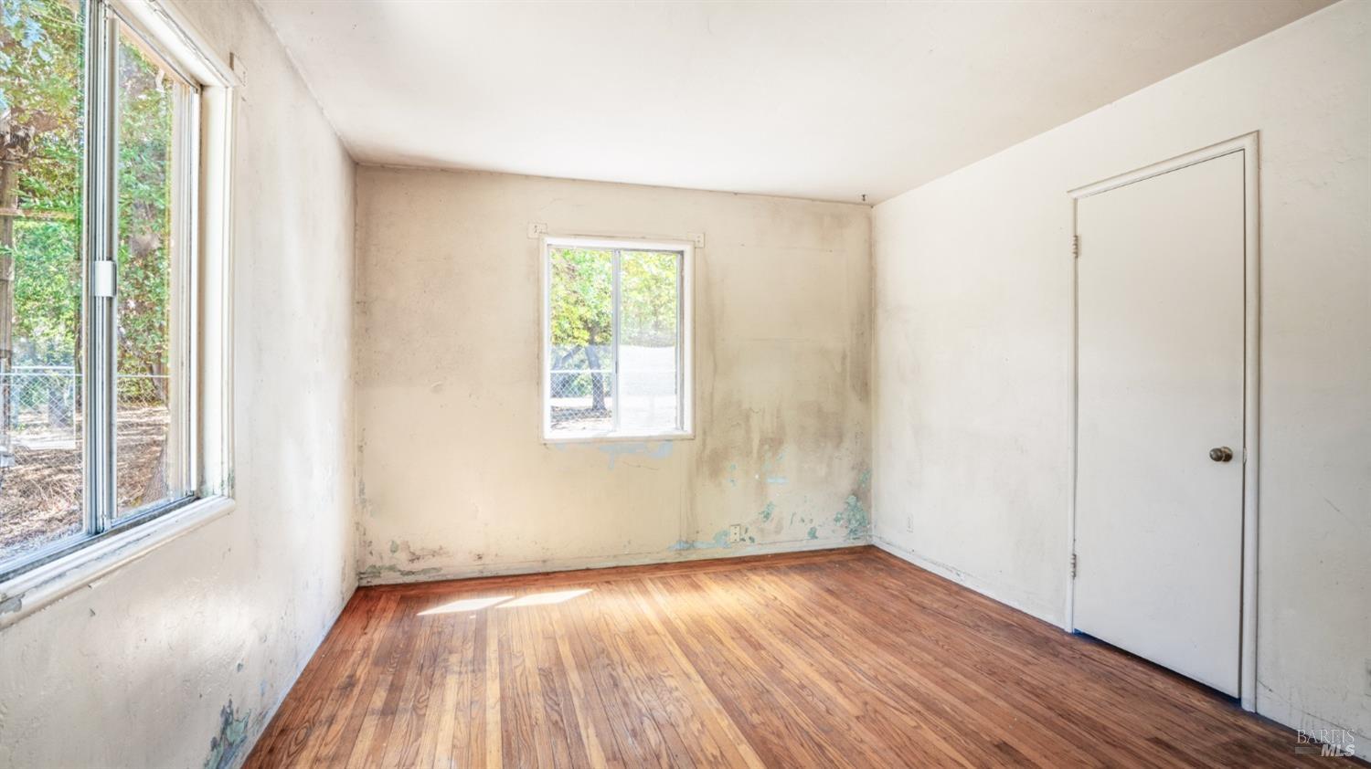 1536 S Novato Boulevard