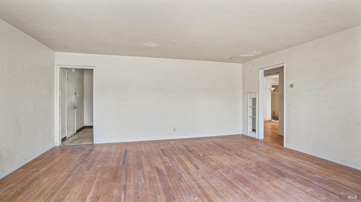 1536 S Novato Boulevard