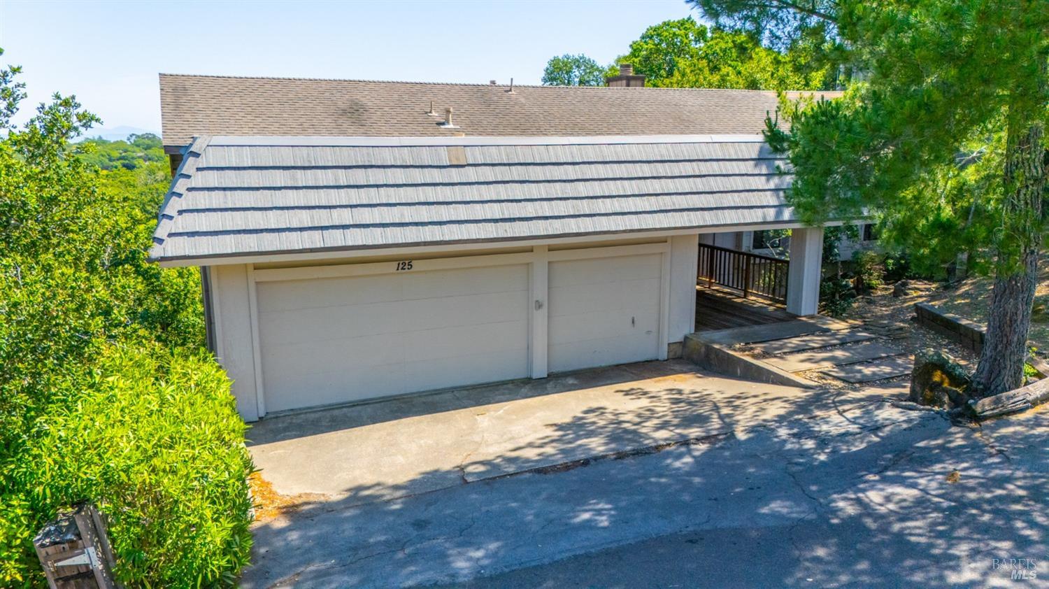 125 Cerro Crest Drive