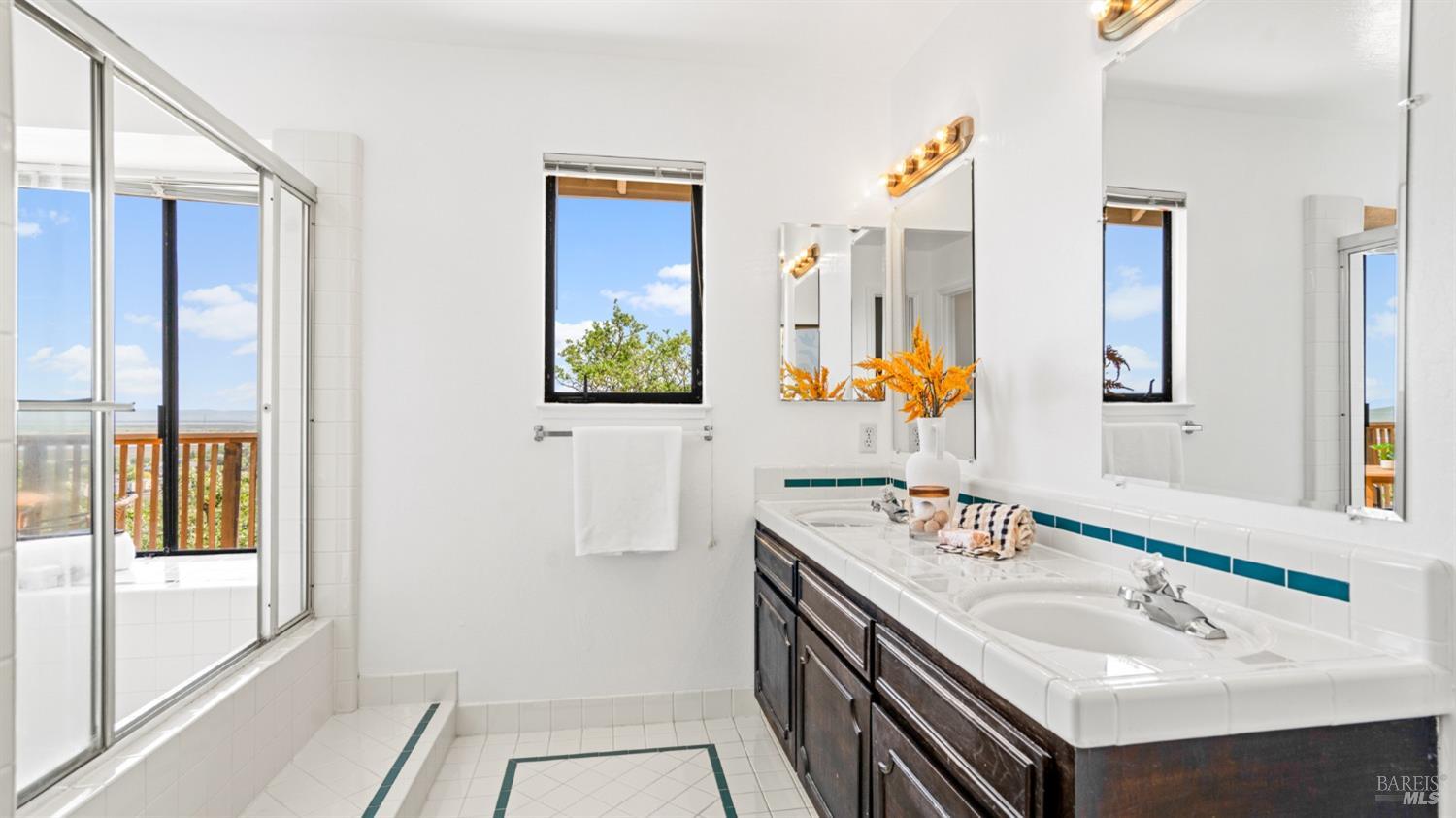 125 Cerro Crest Drive