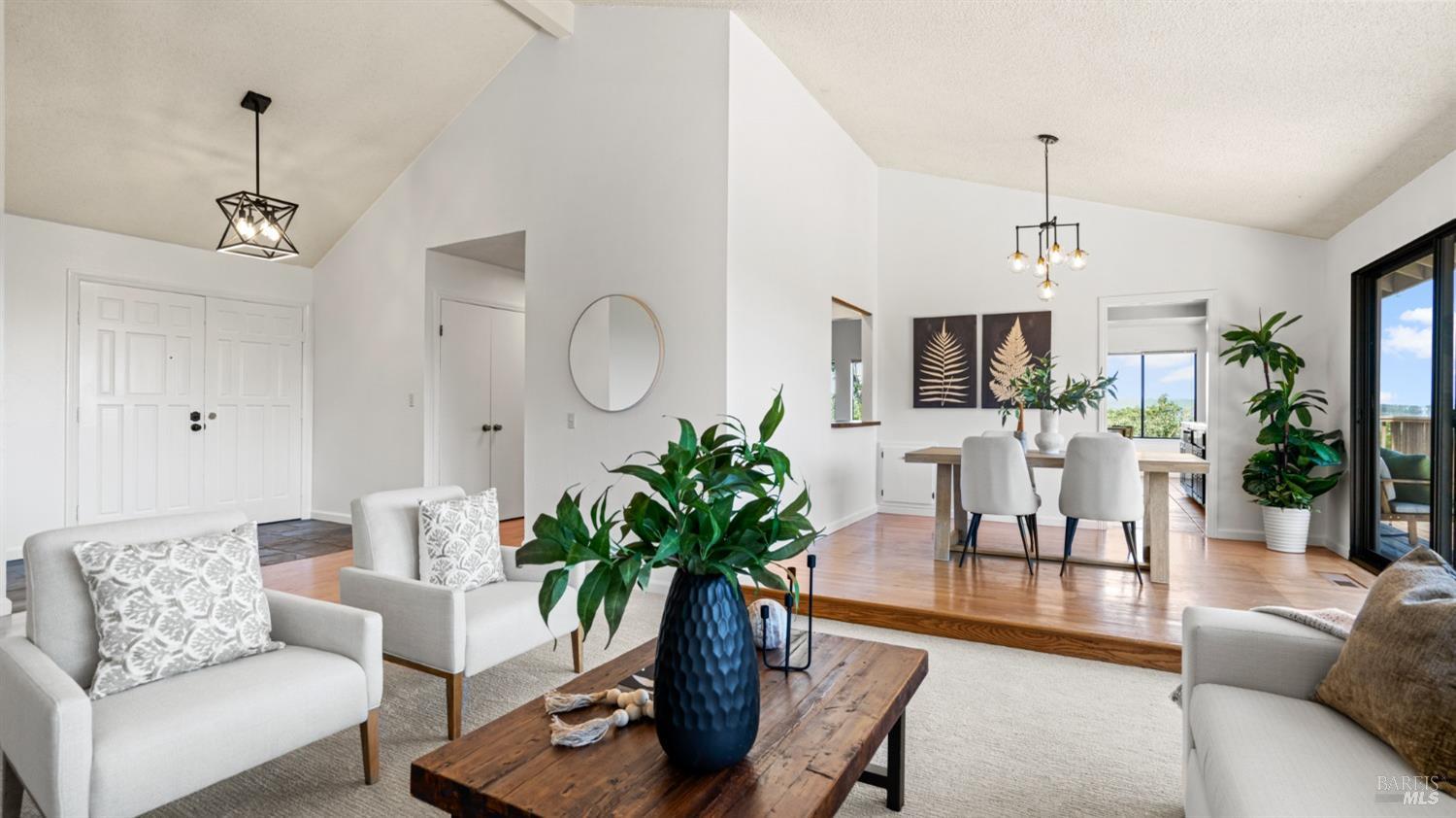 125 Cerro Crest Drive