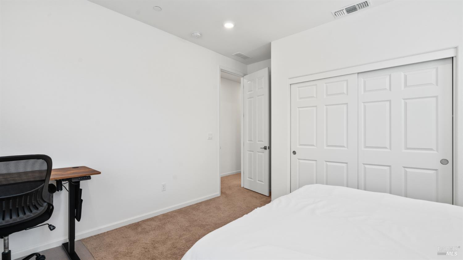 18 Lesina Way