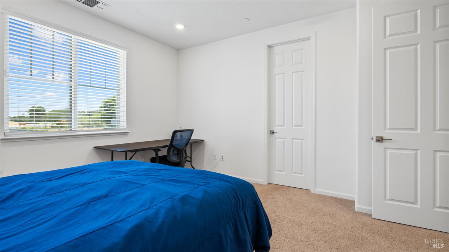 18 Lesina Way