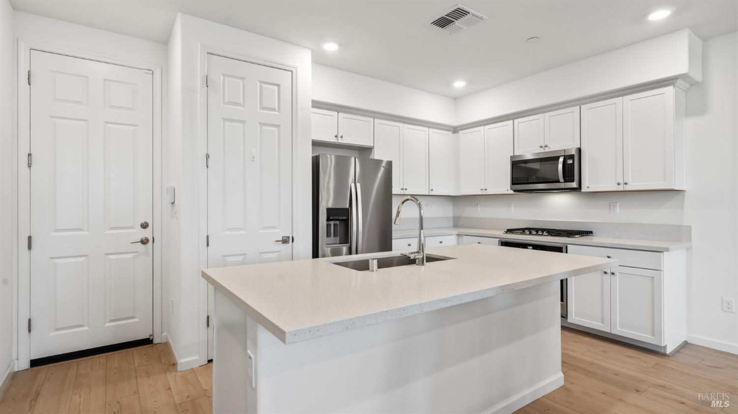 18 Lesina Way