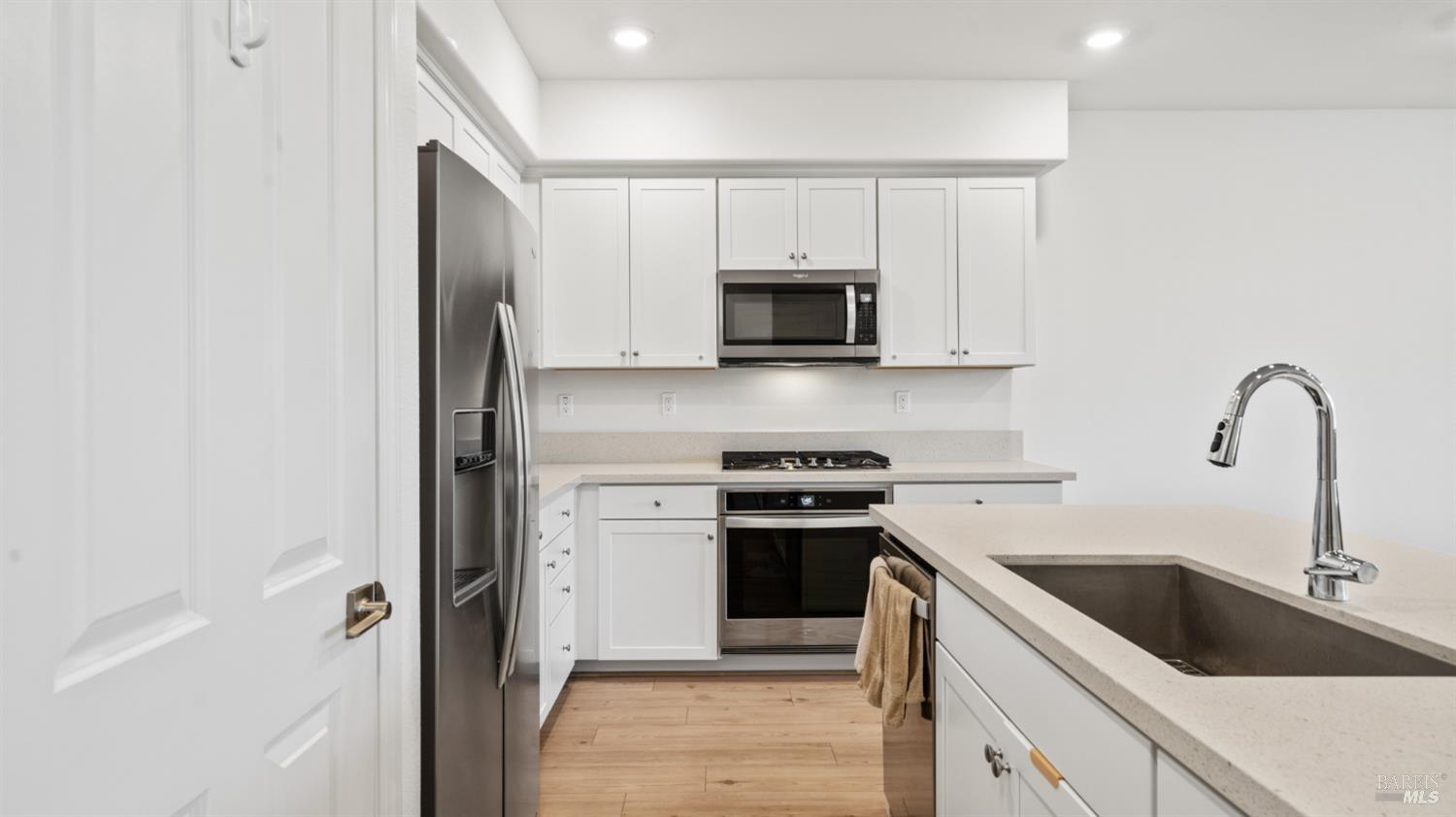 18 Lesina Way