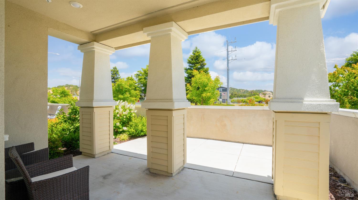 18 Lesina Way