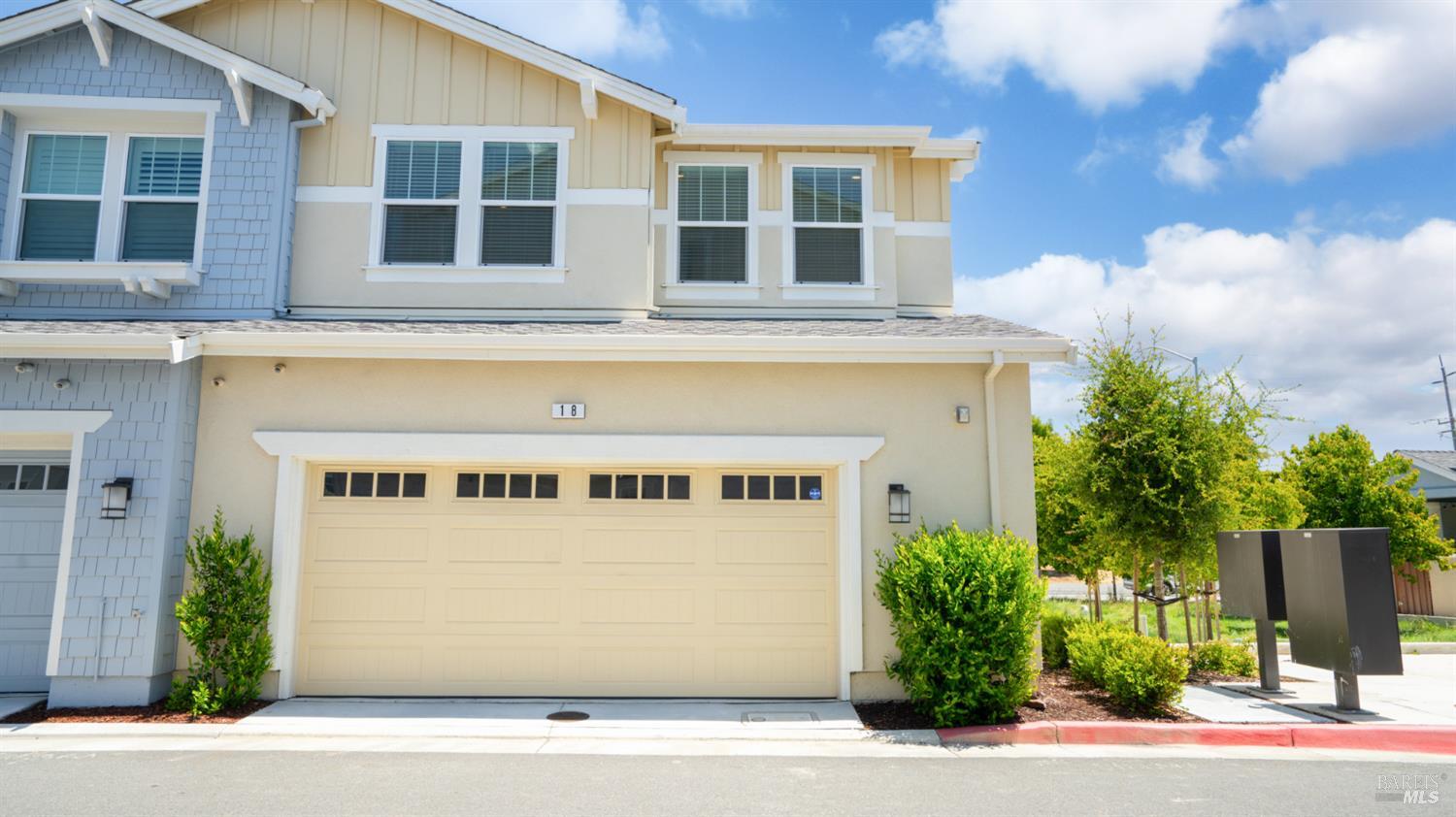 18 Lesina Way