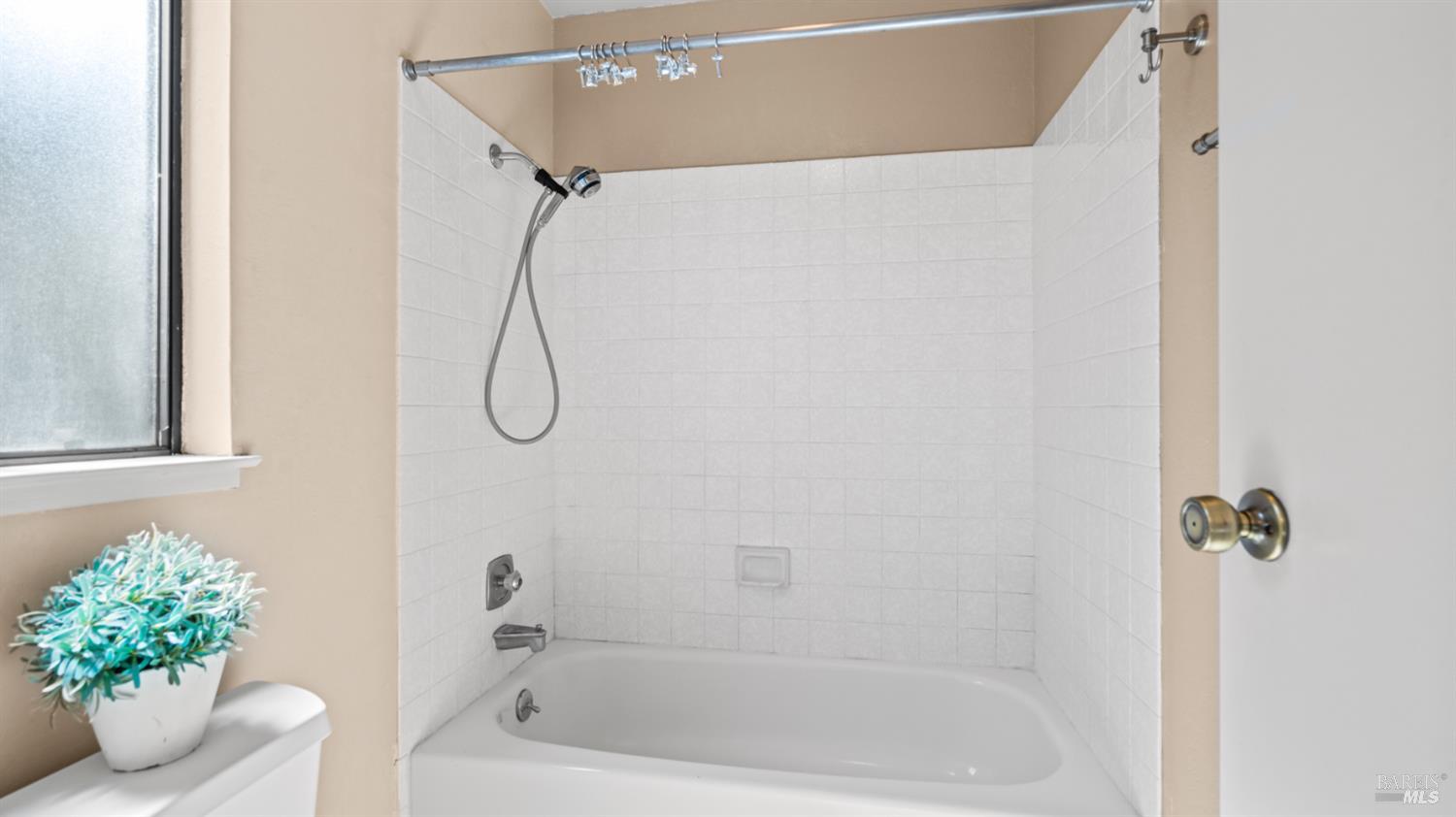 16 Elegant Tern Road