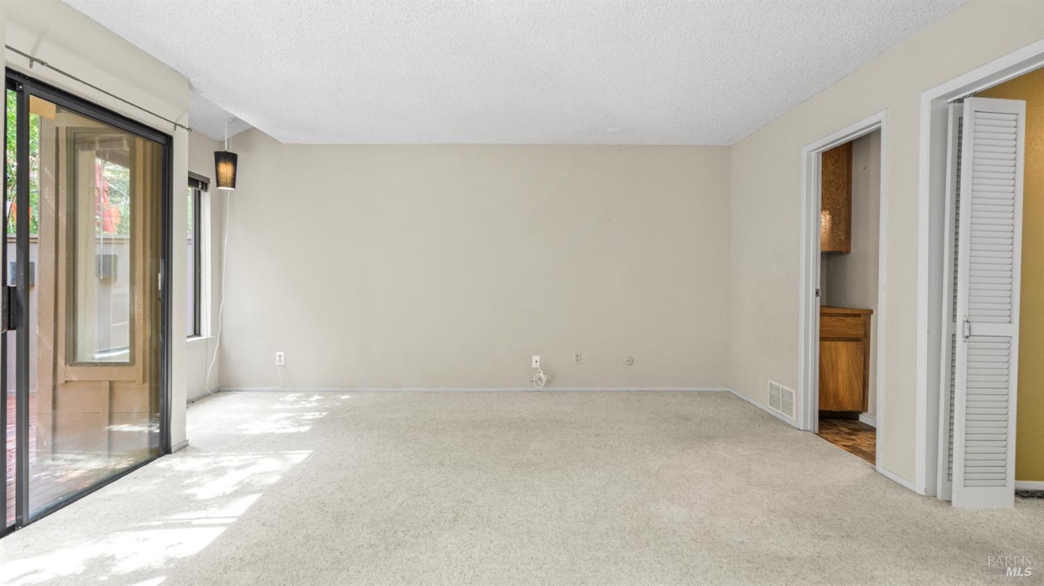 16 Elegant Tern Road