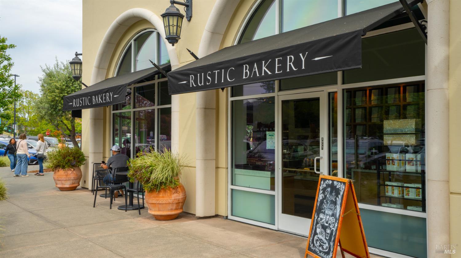 204 Barcelona Avenue