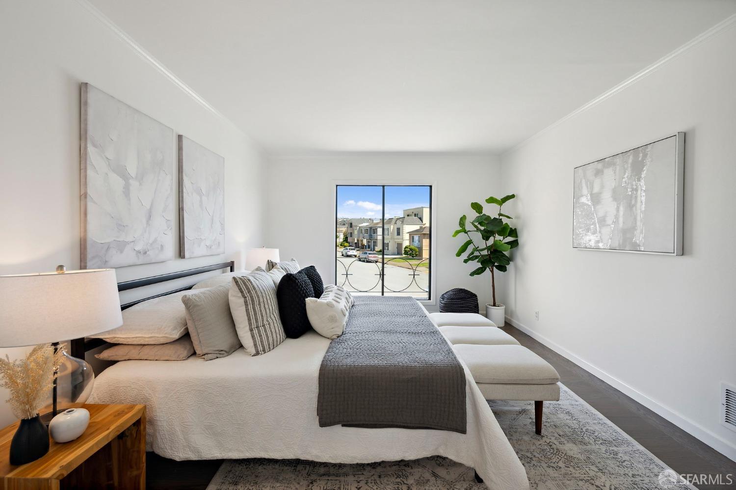 1780 Eucalyptus Drive