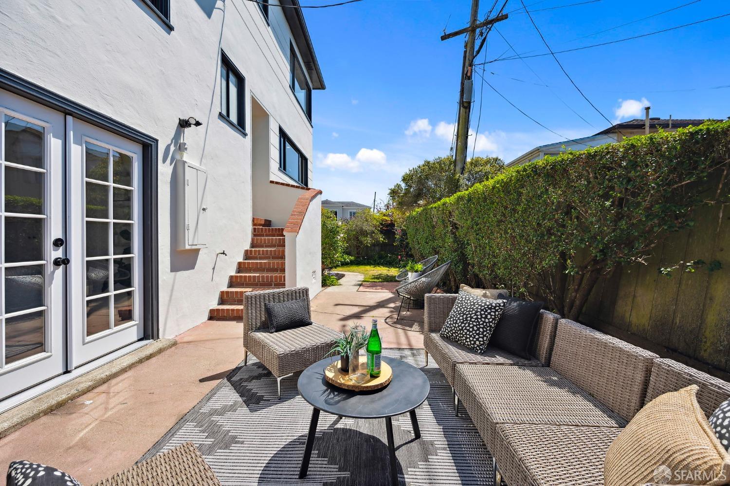 1780 Eucalyptus Drive