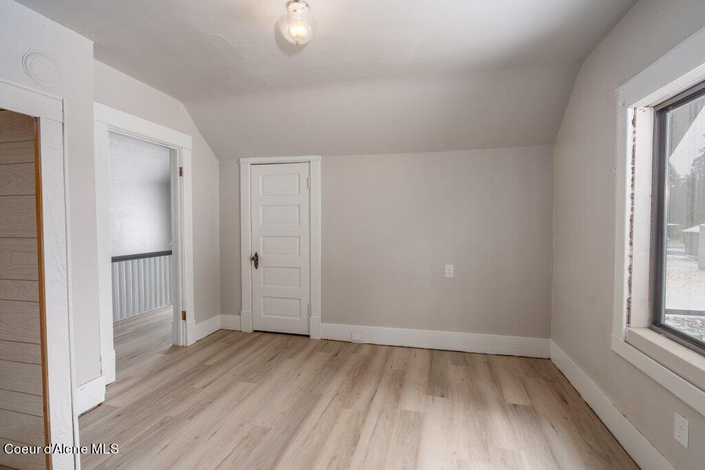 6052 W WASHINGTON ST