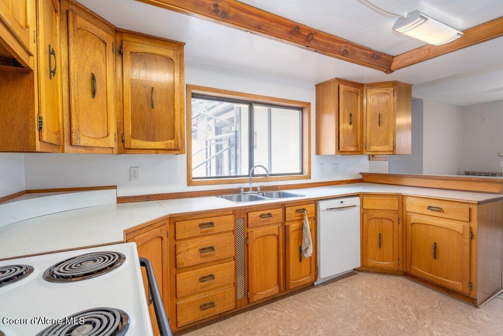 6052 W WASHINGTON ST