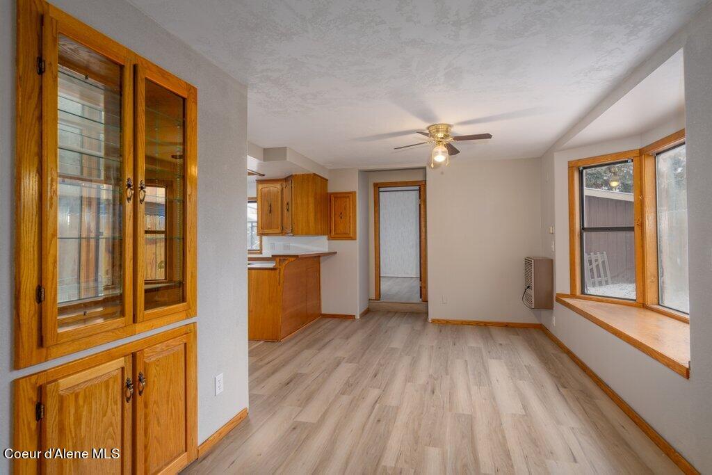 6052 W WASHINGTON ST