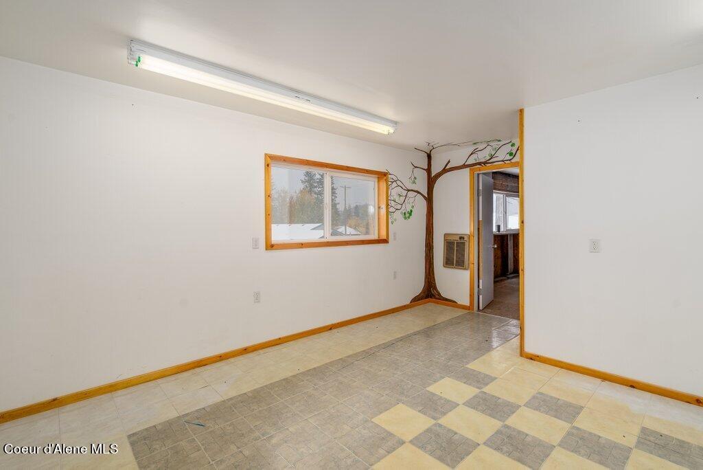 6052 W WASHINGTON ST