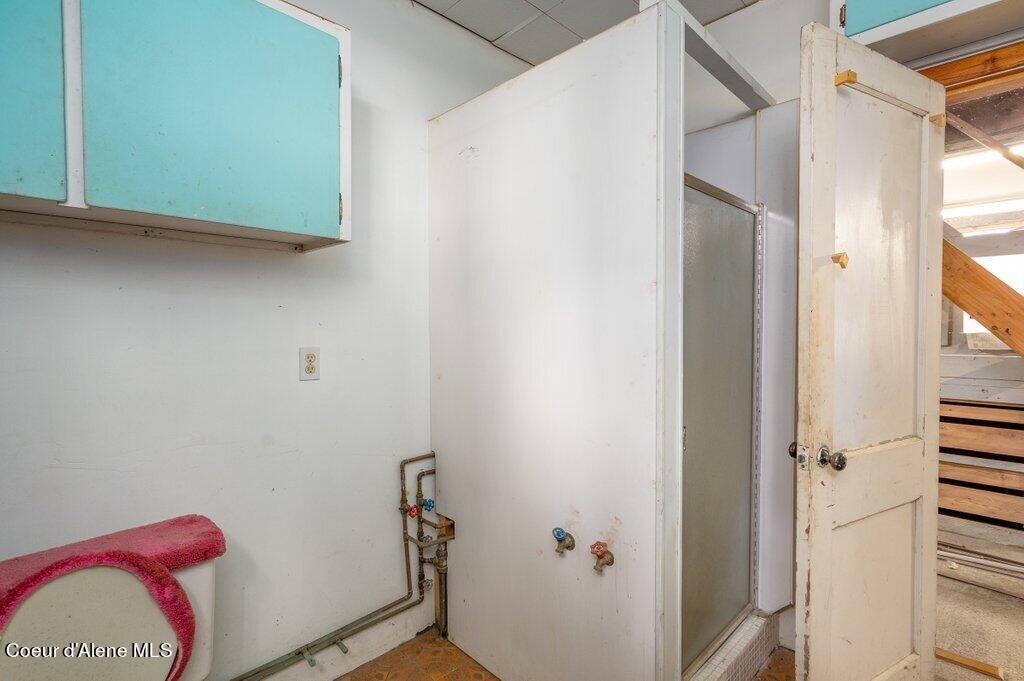 6052 W WASHINGTON ST