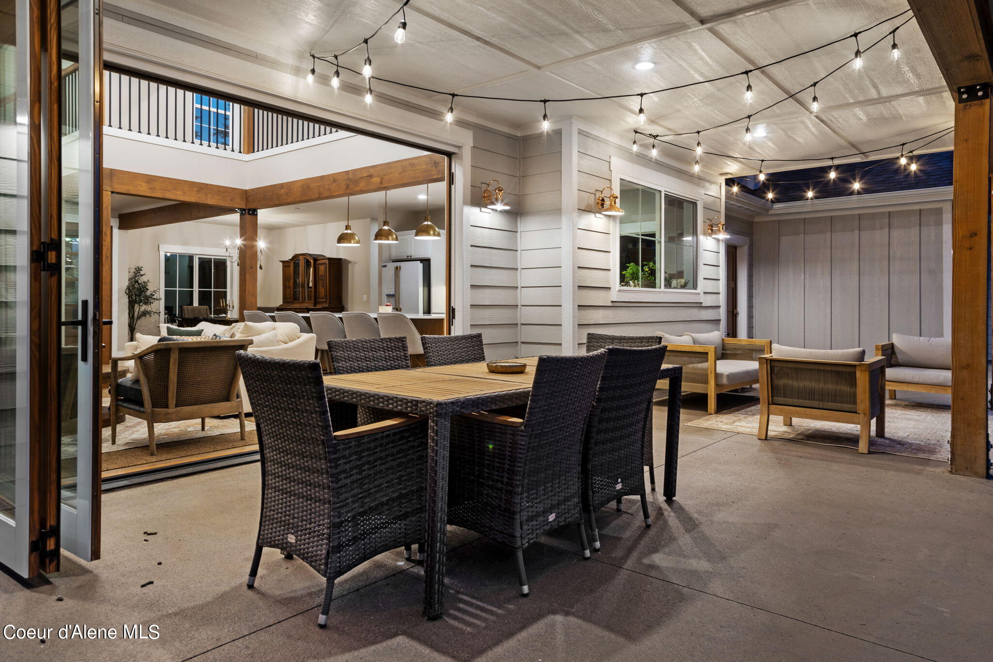 3915 E BECKON RIDGE RD