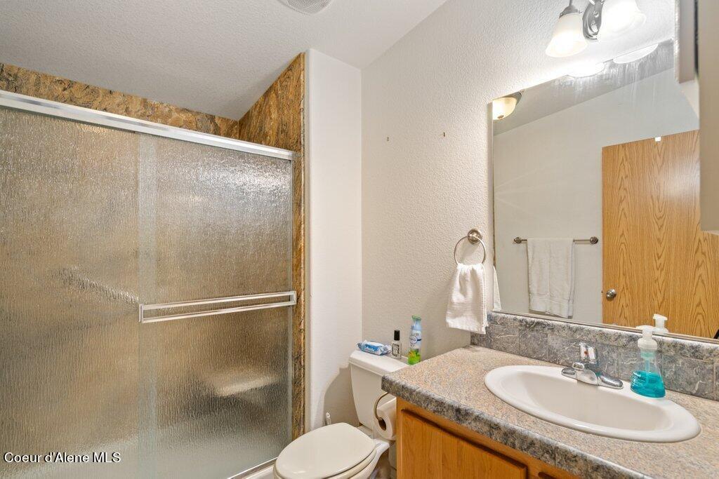 150 Rogstad Powerline Rd