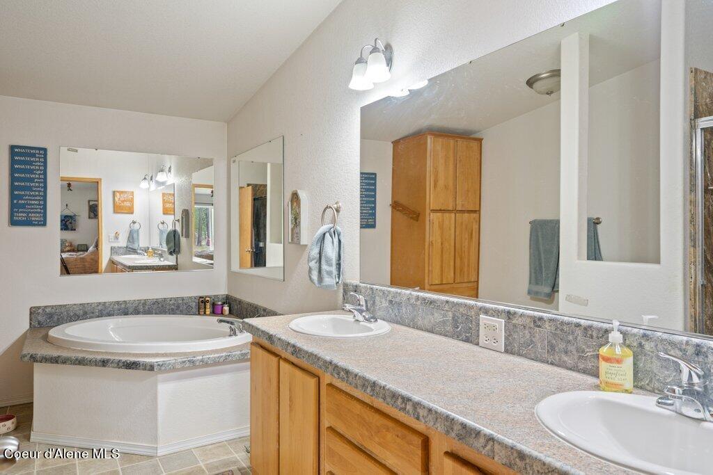 150 Rogstad Powerline Rd