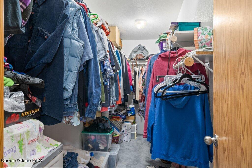 150 Rogstad Powerline Rd