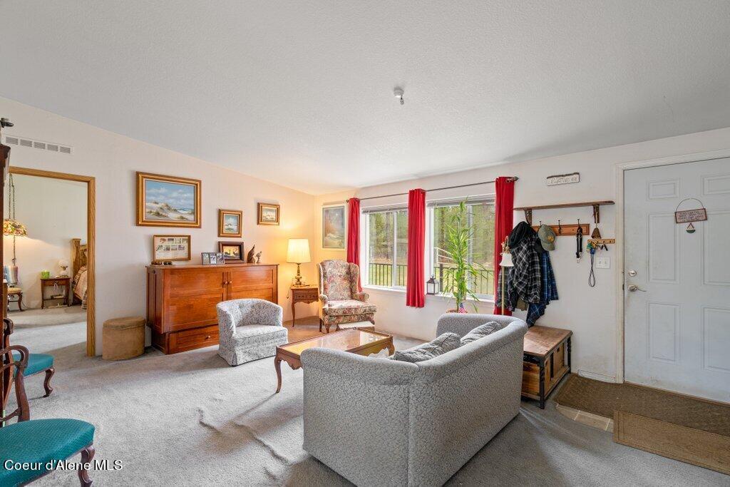 150 Rogstad Powerline Rd