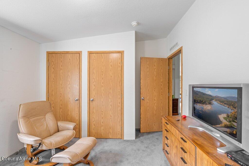 150 Rogstad Powerline Rd