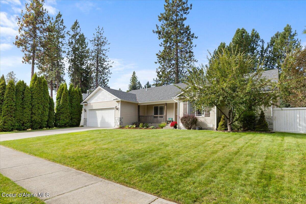 606 S Riverside Harbor DR