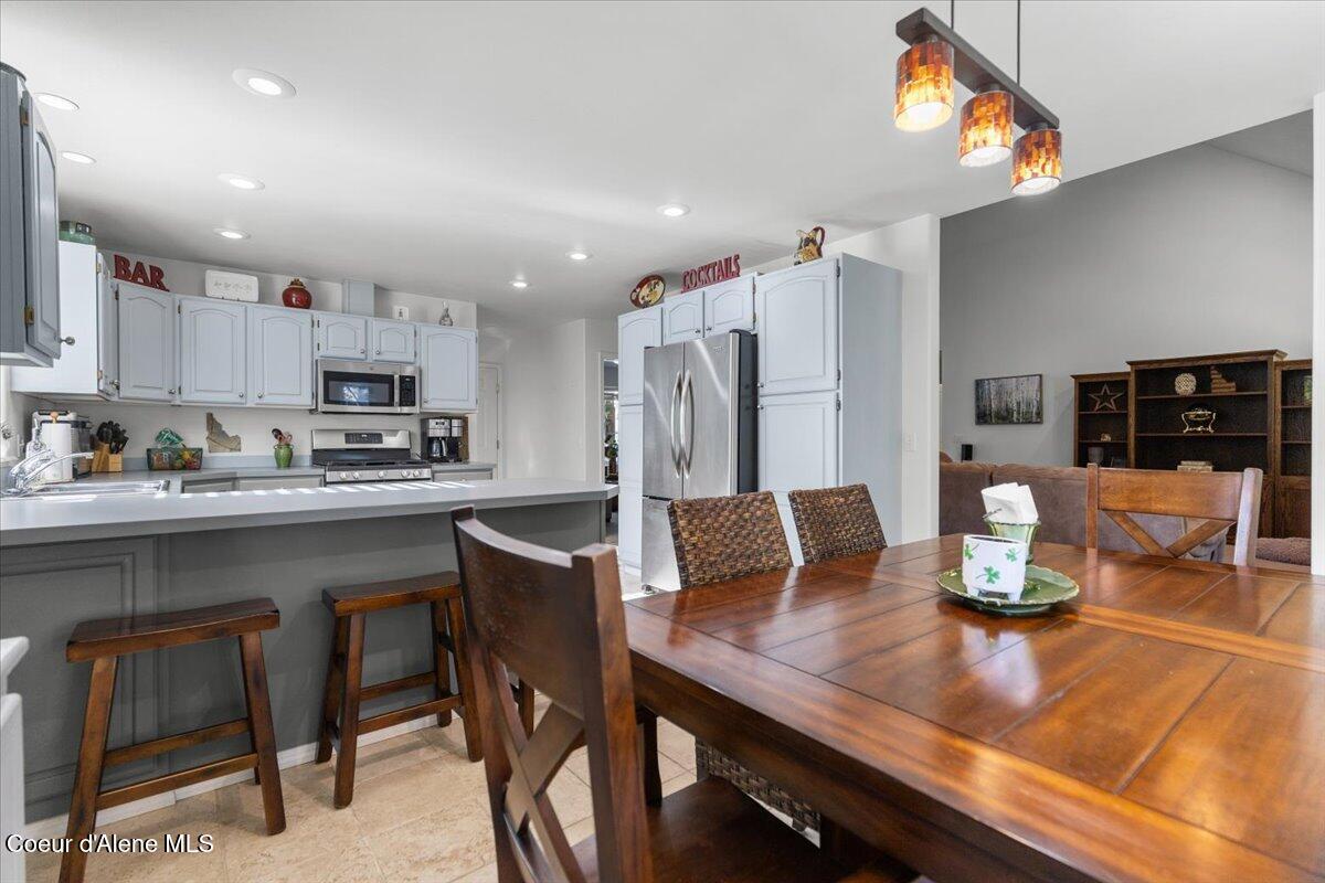 4252 N MAGNOLIA DR, Coeur d'Alene